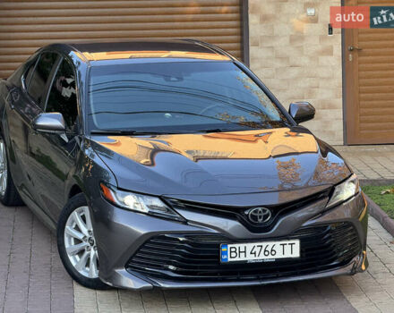 Тойота Камри 2017 в Одессе на Automoto.ua Серый Тойота Камри, объемом двигателя 2.49 л и пробегом 116 тыс. км за 16500 $, фото 3 на Automoto.ua
