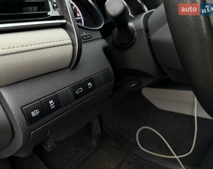 Сірий Тойота Камрі, об'ємом двигуна 2.49 л та пробігом 87 тис. км за 17850 $, фото 13 на Automoto.ua