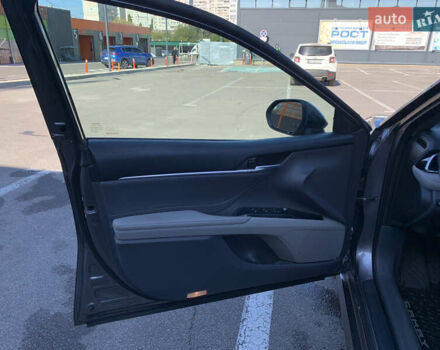 Серый Тойота Камри, объемом двигателя 2.5 л и пробегом 38 тыс. км за 29900 $, фото 17 на Automoto.ua