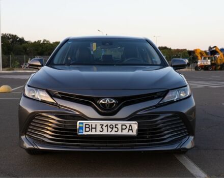 Серый Тойота Камри, объемом двигателя 2.5 л и пробегом 175 тыс. км за 18300 $, фото 1 на Automoto.ua