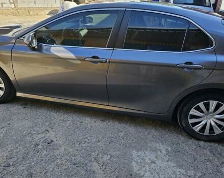 Серый Тойота Камри, объемом двигателя 2.49 л и пробегом 62 тыс. км за 18000 $, фото 5 на Automoto.ua