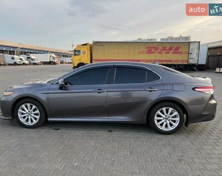 Сірий Тойота Камрі, об'ємом двигуна 2.49 л та пробігом 215 тис. км за 17500 $, фото 2 на Automoto.ua