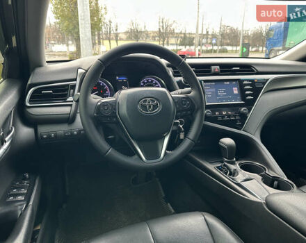 Сірий Тойота Камрі, об'ємом двигуна 2.5 л та пробігом 160 тис. км за 18400 $, фото 10 на Automoto.ua