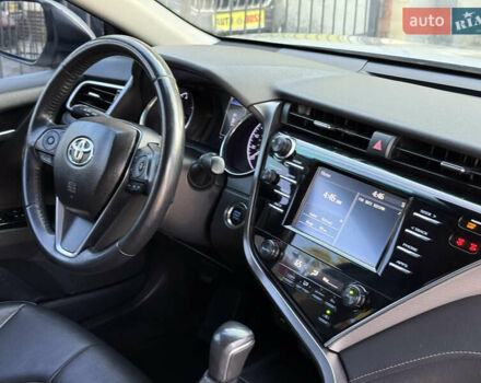Сірий Тойота Камрі, об'ємом двигуна 2.49 л та пробігом 144 тис. км за 18200 $, фото 30 на Automoto.ua