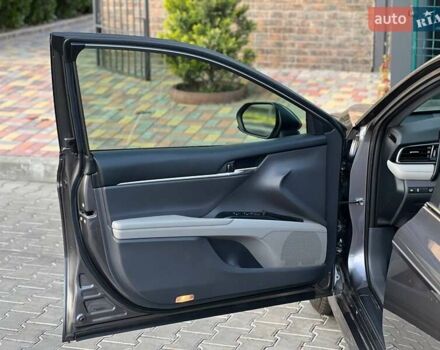 Серый Тойота Камри, объемом двигателя 2.49 л и пробегом 88 тыс. км за 22500 $, фото 18 на Automoto.ua