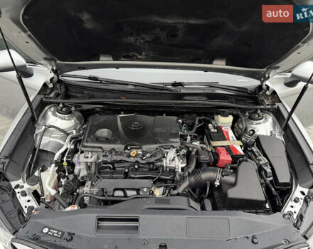 Серый Тойота Камри, объемом двигателя 2.49 л и пробегом 183 тыс. км за 17700 $, фото 28 на Automoto.ua