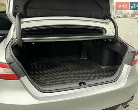 Серый Тойота Камри, объемом двигателя 2.49 л и пробегом 183 тыс. км за 17700 $, фото 26 на Automoto.ua