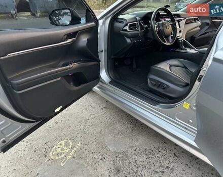 Серый Тойота Камри, объемом двигателя 2.49 л и пробегом 78 тыс. км за 18500 $, фото 50 на Automoto.ua