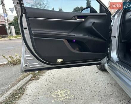 Серый Тойота Камри, объемом двигателя 2.49 л и пробегом 78 тыс. км за 18500 $, фото 55 на Automoto.ua