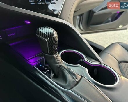 Серый Тойота Камри, объемом двигателя 2.49 л и пробегом 78 тыс. км за 18500 $, фото 65 на Automoto.ua