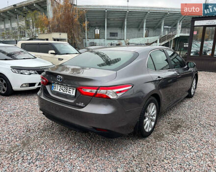 Серый Тойота Камри, объемом двигателя 2.5 л и пробегом 185 тыс. км за 21500 $, фото 4 на Automoto.ua