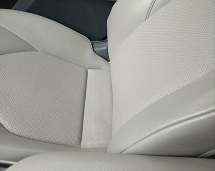 Тойота Камри 2018 в Николаеве на Automoto.ua Серый Тойота Камри, объемом двигателя 2.49 л и пробегом 104 тыс. км за 18300 $, фото 9 на Automoto.ua