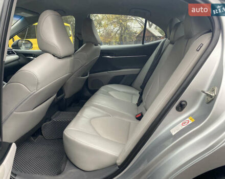 Серый Тойота Камри, объемом двигателя 2.49 л и пробегом 105 тыс. км за 17899 $, фото 11 на Automoto.ua