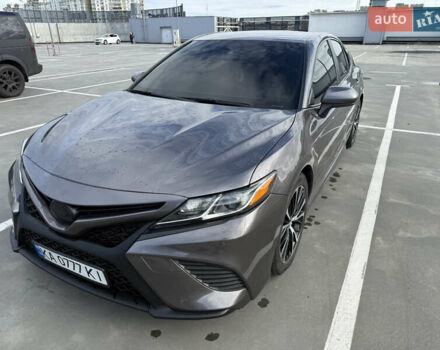 Тойота Камри 2018 в Киеве на Automoto.ua Серый Тойота Камри, объемом двигателя 2.49 л и пробегом 93 тыс. км за 25500 $, фото 12 на Automoto.ua