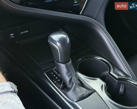 Сірий Тойота Камрі, об'ємом двигуна 2.49 л та пробігом 144 тис. км за 18200 $, фото 21 на Automoto.ua