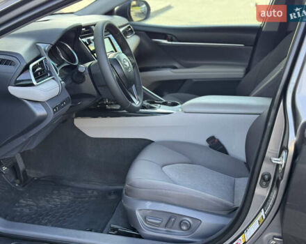 Серый Тойота Камри, объемом двигателя 2.5 л и пробегом 80 тыс. км за 17700 $, фото 23 на Automoto.ua