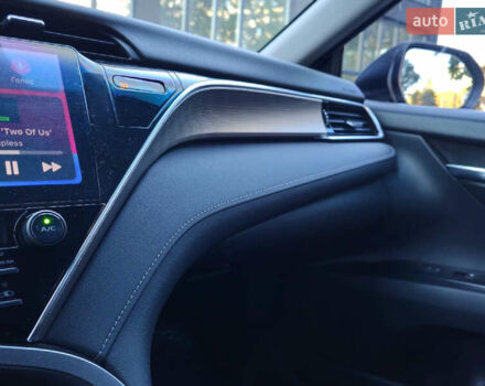 Серый Тойота Камри, объемом двигателя 2.5 л и пробегом 105 тыс. км за 19500 $, фото 17 на Automoto.ua