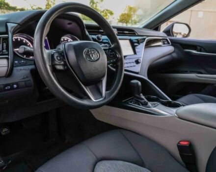 Сірий Тойота Камрі, об'ємом двигуна 2.5 л та пробігом 49 тис. км за 14000 $, фото 5 на Automoto.ua