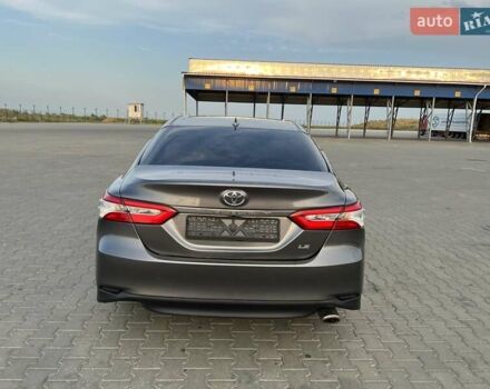 Сірий Тойота Камрі, об'ємом двигуна 2.49 л та пробігом 215 тис. км за 17500 $, фото 5 на Automoto.ua