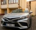 Серый Тойота Камри, объемом двигателя 2.49 л и пробегом 182 тыс. км за 18500 $, фото 1 на Automoto.ua