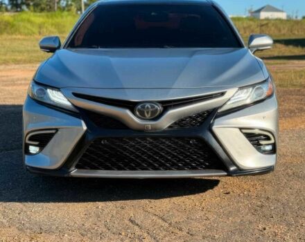 Серый Тойота Камри, объемом двигателя 3.5 л и пробегом 34 тыс. км за 16500 $, фото 1 на Automoto.ua