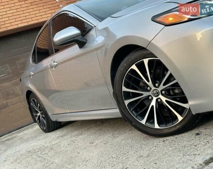 Серый Тойота Камри, объемом двигателя 2.49 л и пробегом 78 тыс. км за 18500 $, фото 42 на Automoto.ua