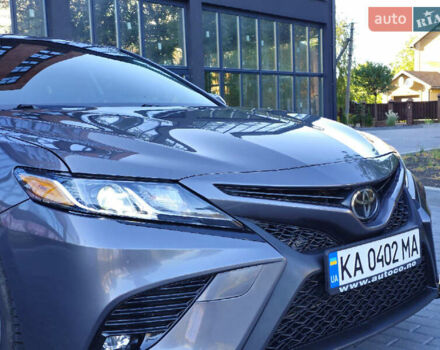 Серый Тойота Камри, объемом двигателя 2.5 л и пробегом 105 тыс. км за 19500 $, фото 3 на Automoto.ua