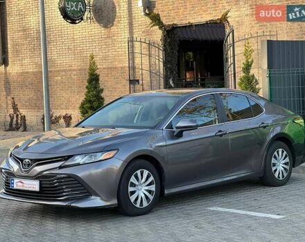 Серый Тойота Камри, объемом двигателя 2.49 л и пробегом 88 тыс. км за 22500 $, фото 1 на Automoto.ua