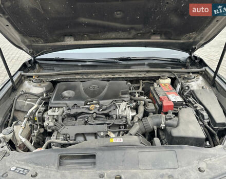 Сірий Тойота Камрі, об'ємом двигуна 2.5 л та пробігом 160 тис. км за 18400 $, фото 16 на Automoto.ua