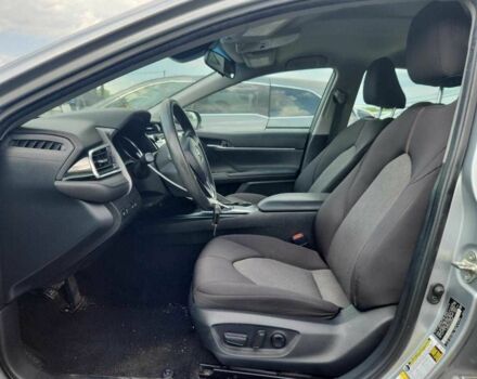 Серый Тойота Камри, объемом двигателя 0 л и пробегом 69 тыс. км за 4100 $, фото 6 на Automoto.ua