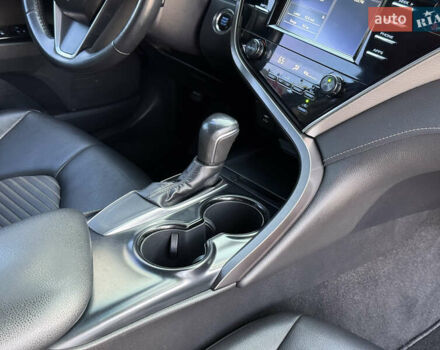 Сірий Тойота Камрі, об'ємом двигуна 2.49 л та пробігом 144 тис. км за 18200 $, фото 31 на Automoto.ua