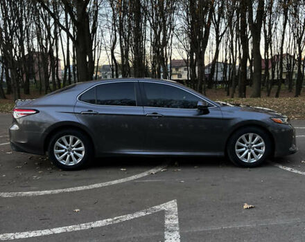 Серый Тойота Камри, объемом двигателя 2.49 л и пробегом 104 тыс. км за 19200 $, фото 7 на Automoto.ua