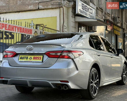 Сірий Тойота Камрі, об'ємом двигуна 2.49 л та пробігом 144 тис. км за 18200 $, фото 12 на Automoto.ua