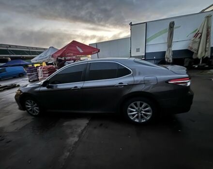 Серый Тойота Камри, объемом двигателя 2.5 л и пробегом 84 тыс. км за 18000 $, фото 3 на Automoto.ua
