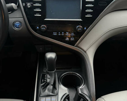 Серый Тойота Камри, объемом двигателя 2.49 л и пробегом 95 тыс. км за 23000 $, фото 15 на Automoto.ua