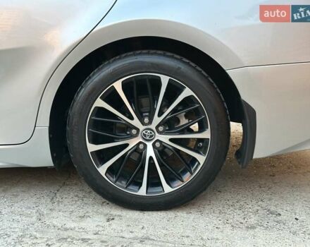 Серый Тойота Камри, объемом двигателя 2.49 л и пробегом 78 тыс. км за 18500 $, фото 17 на Automoto.ua