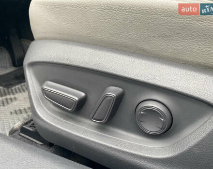 Серый Тойота Камри, объемом двигателя 2.49 л и пробегом 105 тыс. км за 17899 $, фото 17 на Automoto.ua