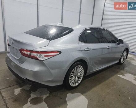 Серый Тойота Камри, объемом двигателя 2.49 л и пробегом 175 тыс. км за 5900 $, фото 2 на Automoto.ua