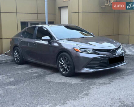 Серый Тойота Камри, объемом двигателя 2.49 л и пробегом 134 тыс. км за 17300 $, фото 5 на Automoto.ua