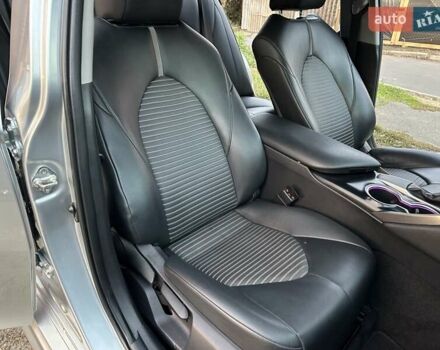 Серый Тойота Камри, объемом двигателя 2.49 л и пробегом 78 тыс. км за 18500 $, фото 71 на Automoto.ua