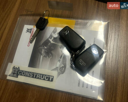 Сірий Тойота Камрі, об'ємом двигуна 2.5 л та пробігом 160 тис. км за 18400 $, фото 18 на Automoto.ua