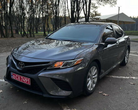 Серый Тойота Камри, объемом двигателя 2.49 л и пробегом 104 тыс. км за 19200 $, фото 1 на Automoto.ua