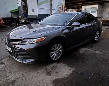 Серый Тойота Камри, объемом двигателя 2.5 л и пробегом 84 тыс. км за 18000 $, фото 7 на Automoto.ua