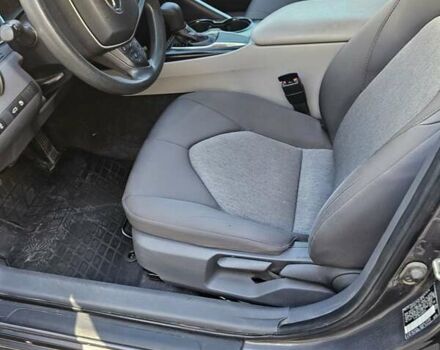 Серый Тойота Камри, объемом двигателя 2.49 л и пробегом 62 тыс. км за 18000 $, фото 17 на Automoto.ua