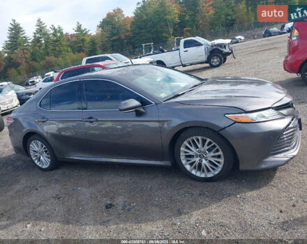 Серый Тойота Камри, объемом двигателя 3.5 л и пробегом 137 тыс. км за 5200 $, фото 12 на Automoto.ua