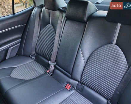 Серый Тойота Камри, объемом двигателя 2.5 л и пробегом 105 тыс. км за 19500 $, фото 20 на Automoto.ua