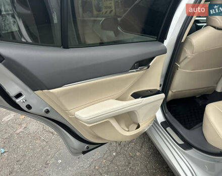 Сірий Тойота Камрі, об'ємом двигуна 2.49 л та пробігом 67 тис. км за 23000 $, фото 74 на Automoto.ua