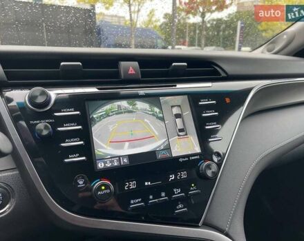 Серый Тойота Камри, объемом двигателя 3.46 л и пробегом 147 тыс. км за 23000 $, фото 41 на Automoto.ua