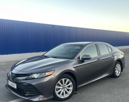 Серый Тойота Камри, объемом двигателя 2.5 л и пробегом 181 тыс. км за 20500 $, фото 2 на Automoto.ua