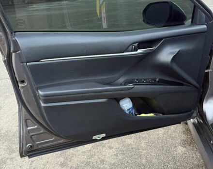 Сірий Тойота Камрі, об'ємом двигуна 2.5 л та пробігом 150 тис. км за 22900 $, фото 28 на Automoto.ua